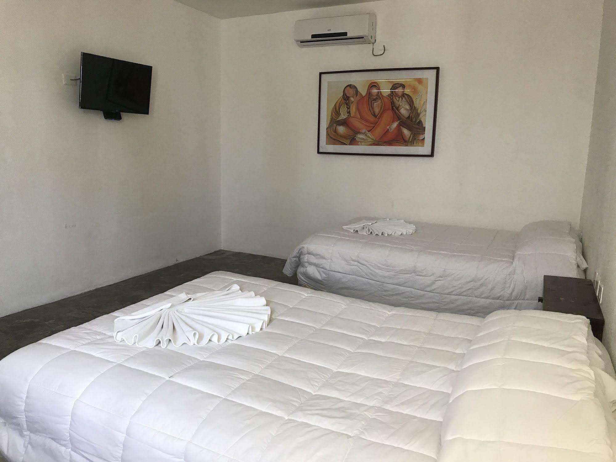 Hotel Villas San Ignacio ปลายาเดลการ์เมน ภายนอก รูปภาพ